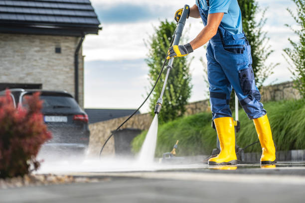 Deck Cleaning Services in Forest City, IA